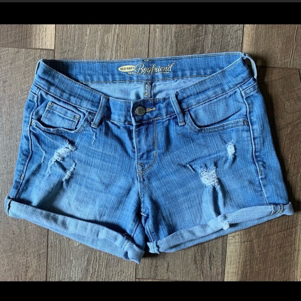 Old Navy Boyfriend Distressed Jean Shorts
